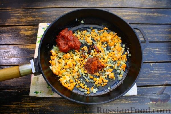 Острый куриный суп со сливками, кукурузой и фасолью